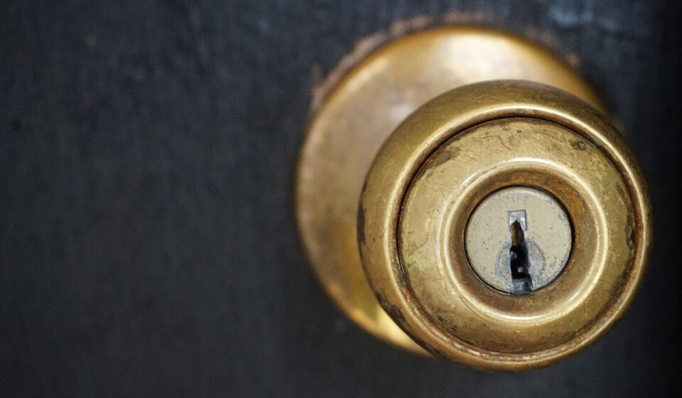 door knob, door, knob, key hole, key, front door, blue door, blue key, door knob, door knob, door knob, door knob, door knob