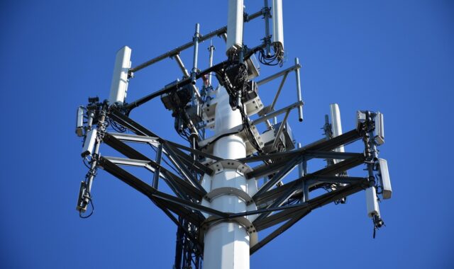 cellular tower, power, nature, technology, mobile, cell, radio, antenna, transmit, wire, transmitter, broadcast, blue sky, metal, steel, phone, network, wireless, communication, sky, blue, white, blue phone, blue mobile, blue network, blue community, blue communication, blue radio, blue smartphone, blue telephone, blue metal, blue power
