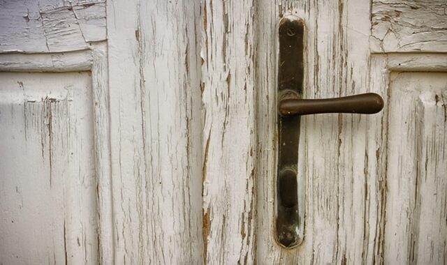 door, wood, door knob, house, home, family, old, brown door