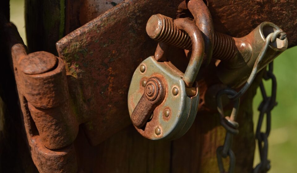 lock, closure, hellfoot lock, iron, old, lock, lock, lock, lock, lock