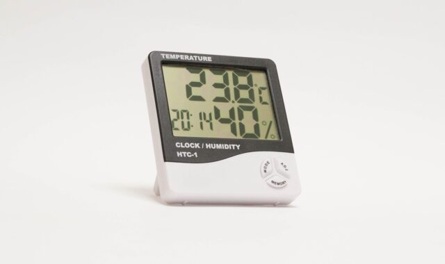 clock, hygrometer, electronic, humidity, temperature, hygrometer, hygrometer, hygrometer, hygrometer, humidity, humidity, humidity, humidity, humidity