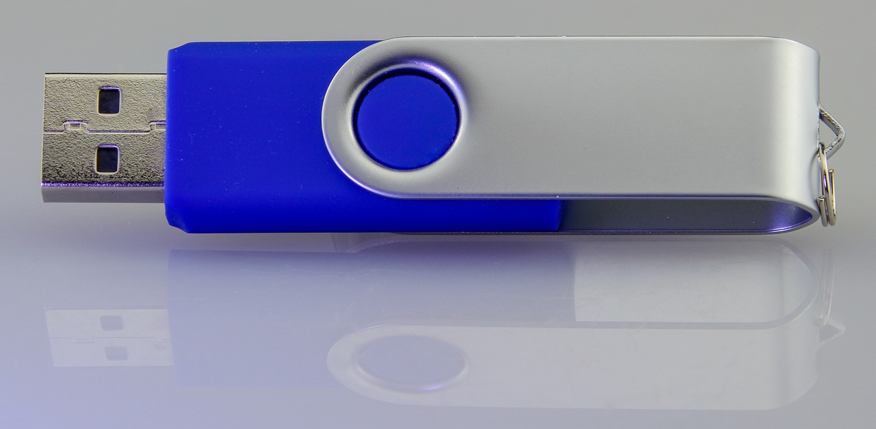 data transfer, connection, data, data store, storage medium, data stick, usb stick, store, mobile, plug in, connect, copy, to back up, backup, transfer, usb stick, usb stick, usb stick, usb stick, usb stick, plug in