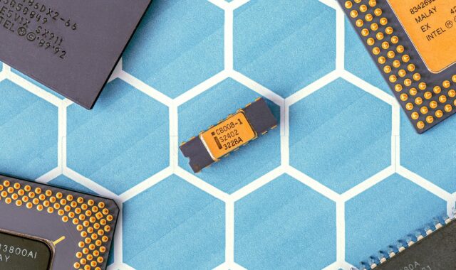 intel, 8008, cpu, old, processor, collectible, photo, photography, photoshoot, studio, intel 8008, c8008, 8008-1, microprocessor, blue photography, intel, intel, intel, intel, intel, microprocessor