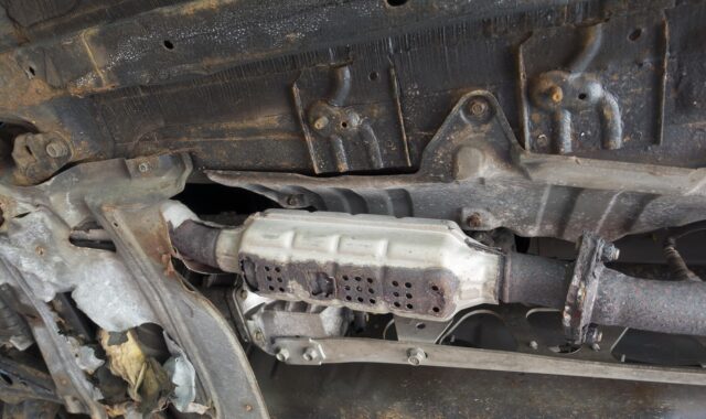 inspection, automobile, old, transport system, machine, catalyst, the bottom plate, technology, vehicle, industry, damage, repair, lifting platform, catalyst, catalyst, catalyst, catalyst, catalyst