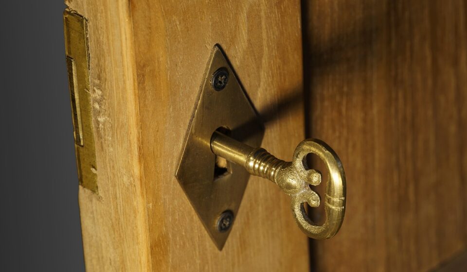 to graduate, door, wood, entrance, security, castle, key hole, key, gold, antique, metal, lockable, locked, open, key hole, key hole, key, key, key, key, key