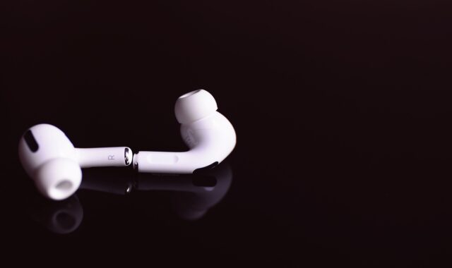 airpods, earbuds, music, sound, audio, wireless, apple, airpods, airpods, airpods, airpods, earbuds, earbuds, earbuds, earbuds, earbuds