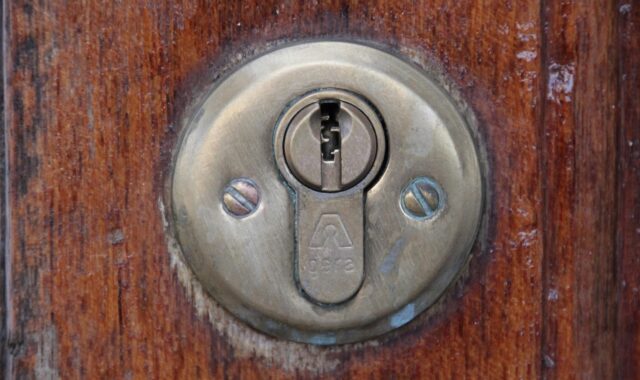 door lock, castle, key hole, door, metal, old, fitting, lock, wood, grain, close, close to, close up, screws, old wooden door, entry, metal fitting, to lock, door lock, key hole, key hole, key hole, key hole, key hole