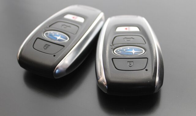 car, key, key ring, keyless access, car wallpapers, subaru, gray key