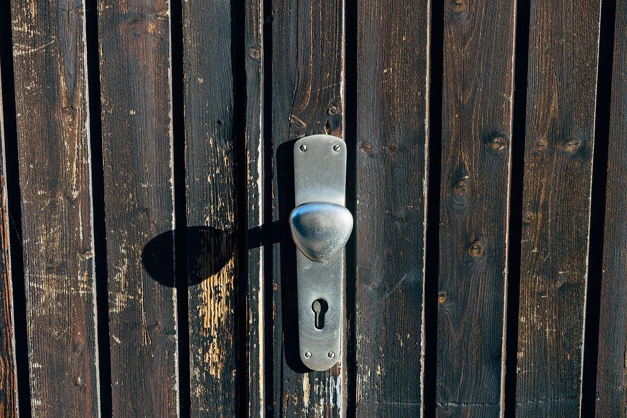 door, entrance, gate, dirty, castle, old, retro, rustic, rusty, security, texture, wall, wood, protection, door knob, key, key hole, door knob, door knob, door knob, door knob, door knob, key hole, key hole, key hole